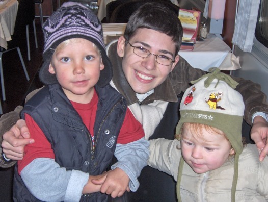 [ Gabriel, Paul and Lea ]