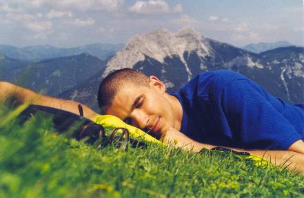 [ Up on the mountain Unnutz ]